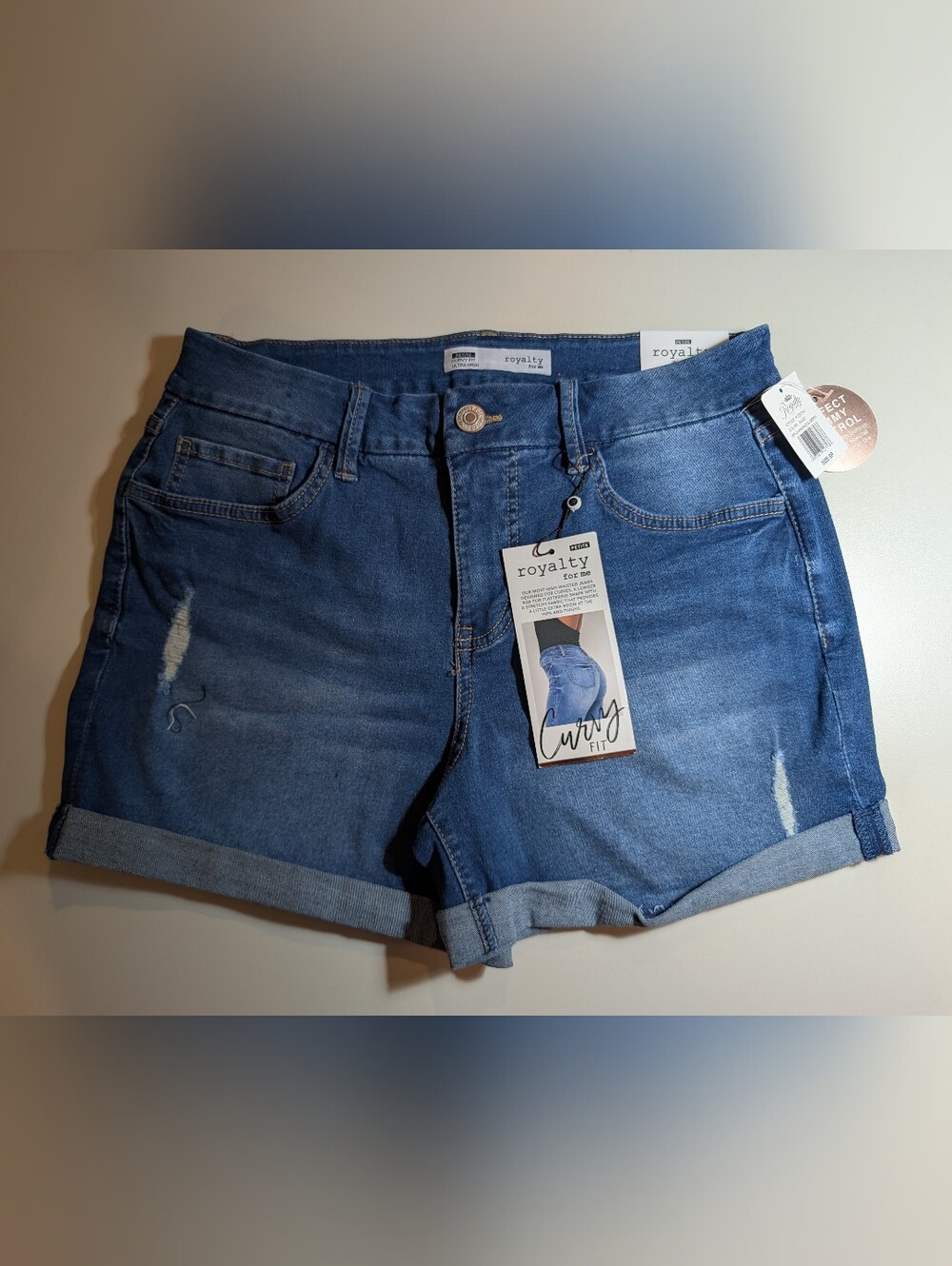 Royalty For Me Blue Curvy Fit Rolled Hem Denim Shorts 8P NWT